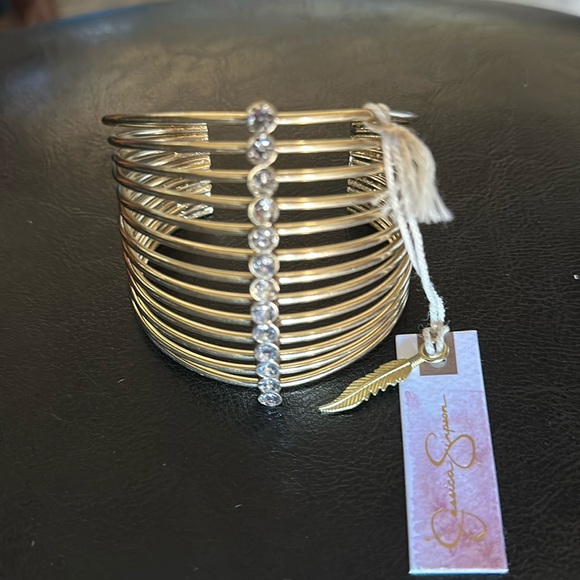 JESSICA SIMPSON GOLD TONE NECKLACE AND BRACELET NWT - Picture 2 of 4